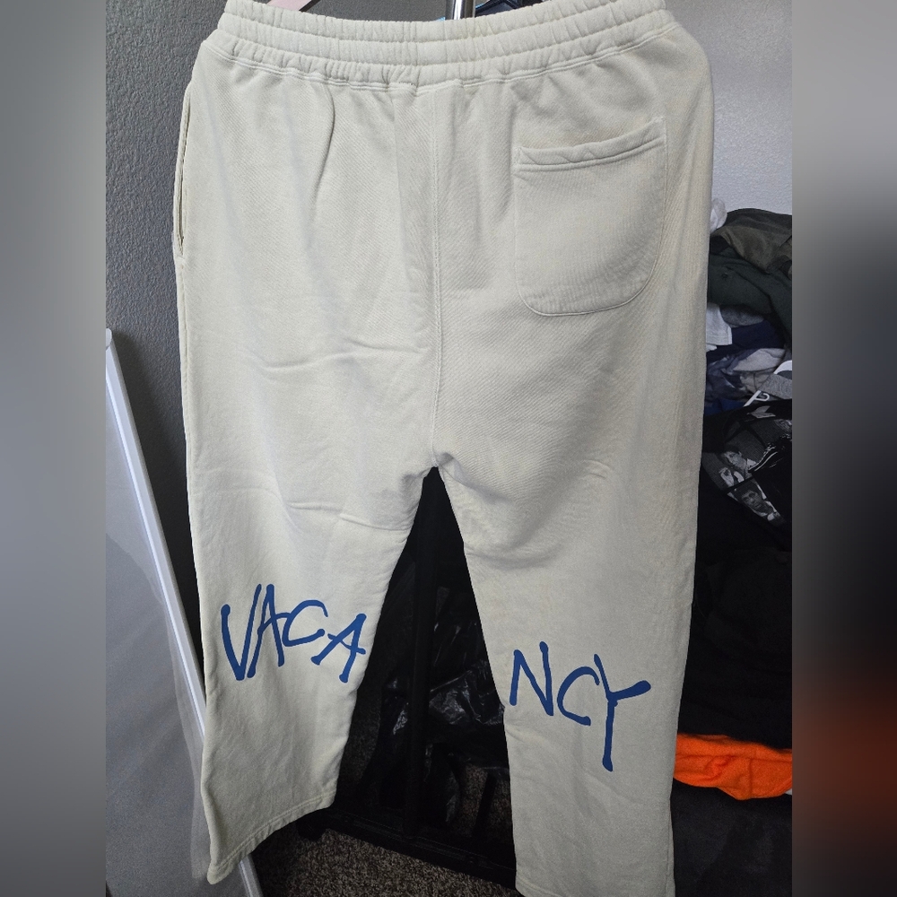 Stussy x No Vacancy Inn